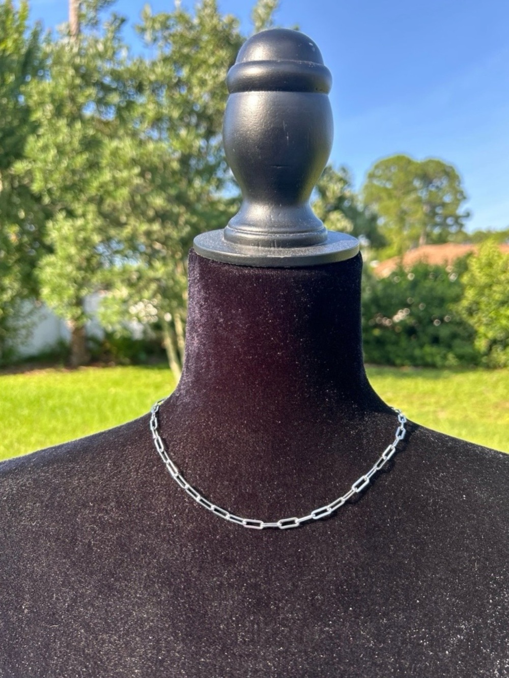 New white gold plated necklace